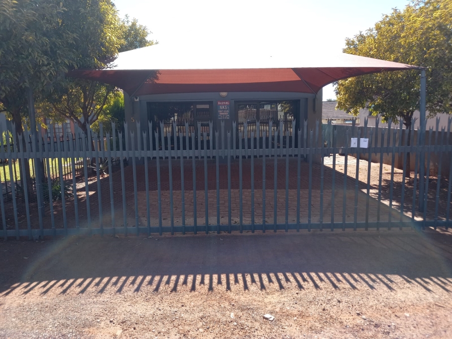 To Let 1 Bedroom Property for Rent in Kuruman Northern Cape